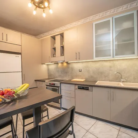 Kanna Ekaya Willa Agia Efimia