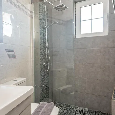 Kanna Ekaya Villa Ajía Effimía
